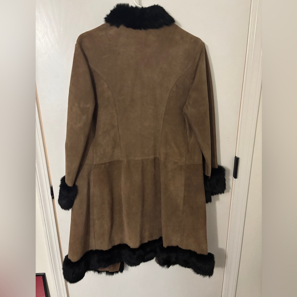 Brown Suede Coat with REAL Black Fur Trim vintage - Picture 4 of 5
